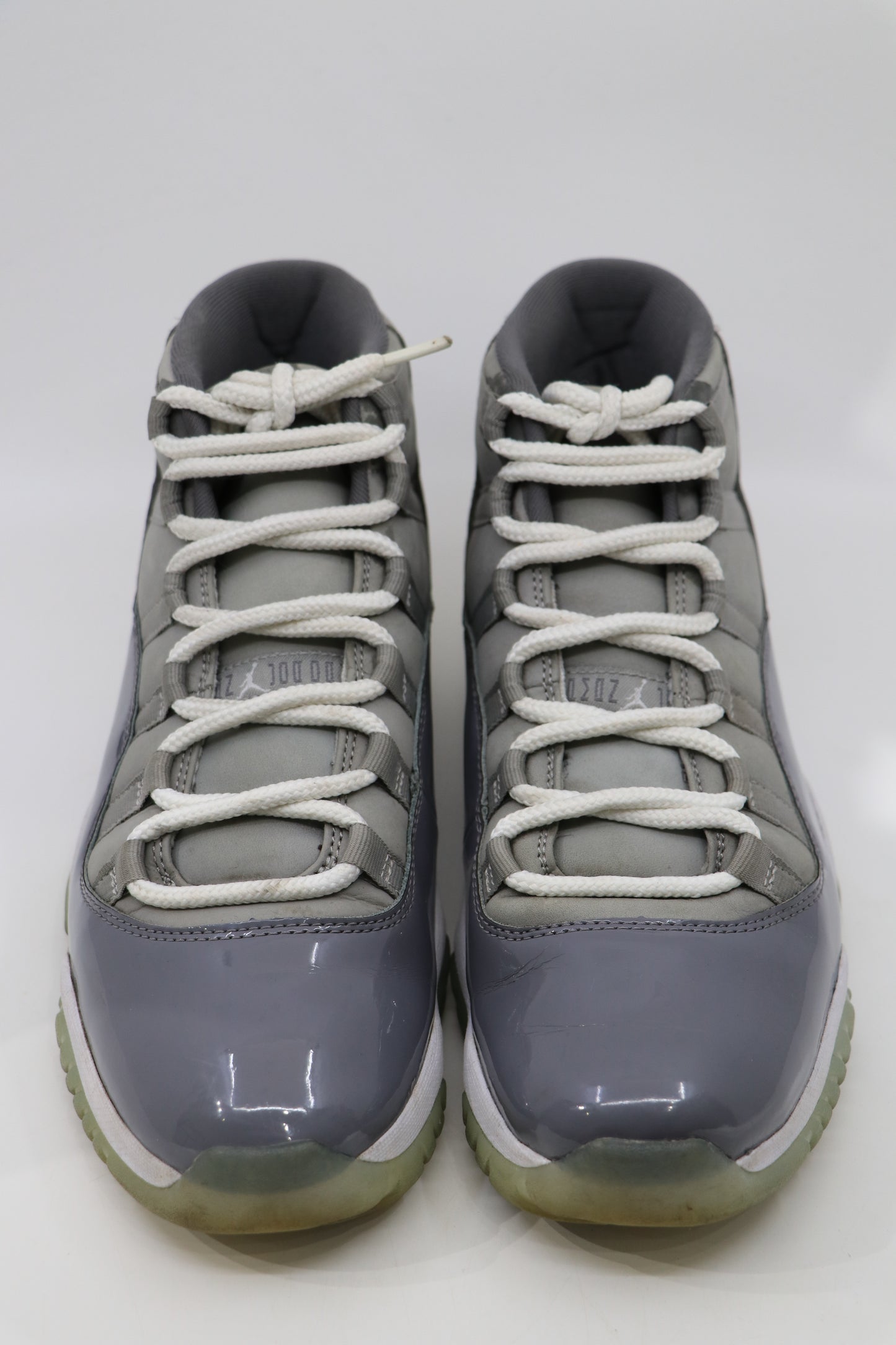 Air Jordan 11 Cool Grey Size 9.5