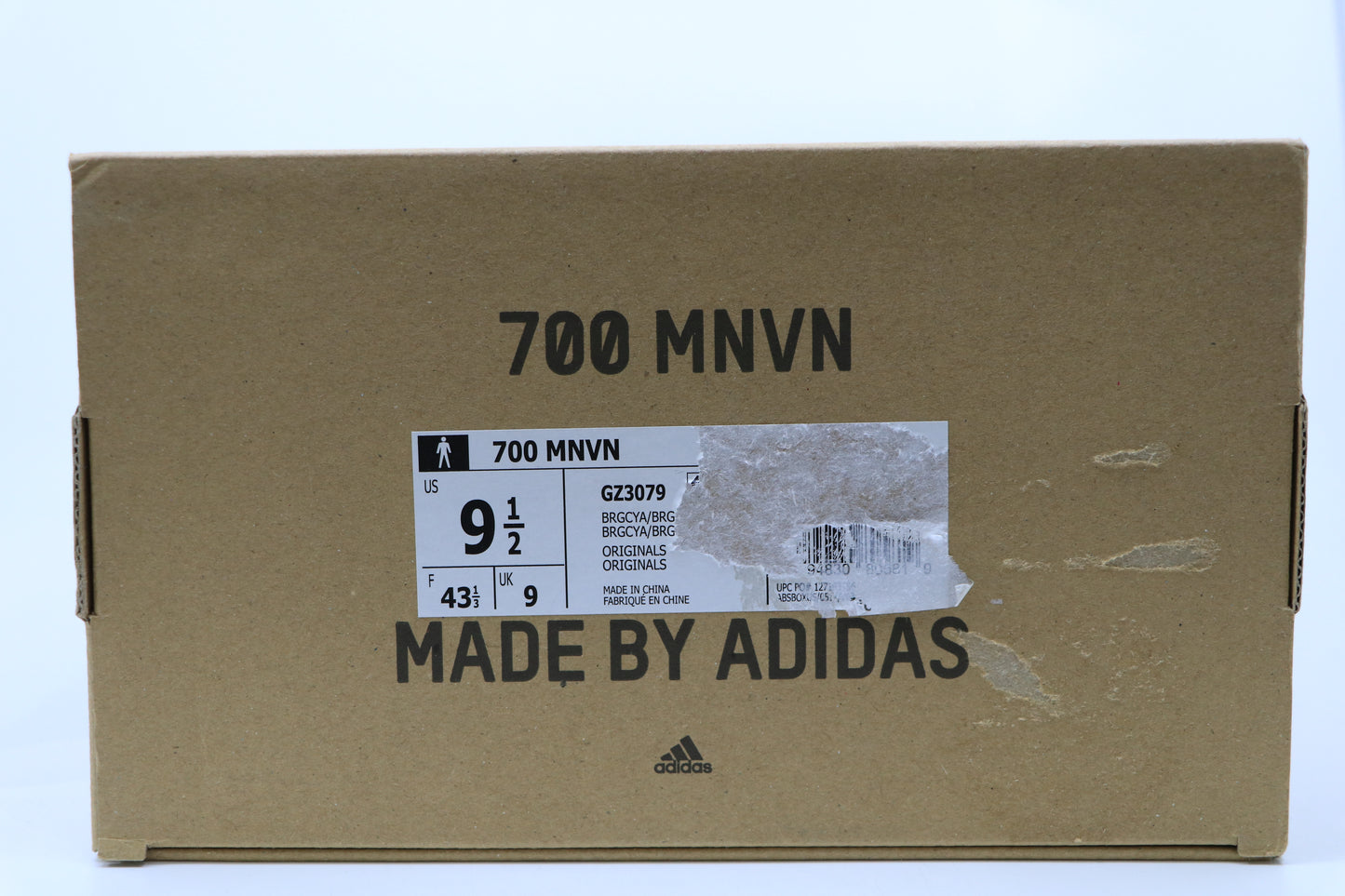 Yeezy 700 MNVN Cyan Size 9.5