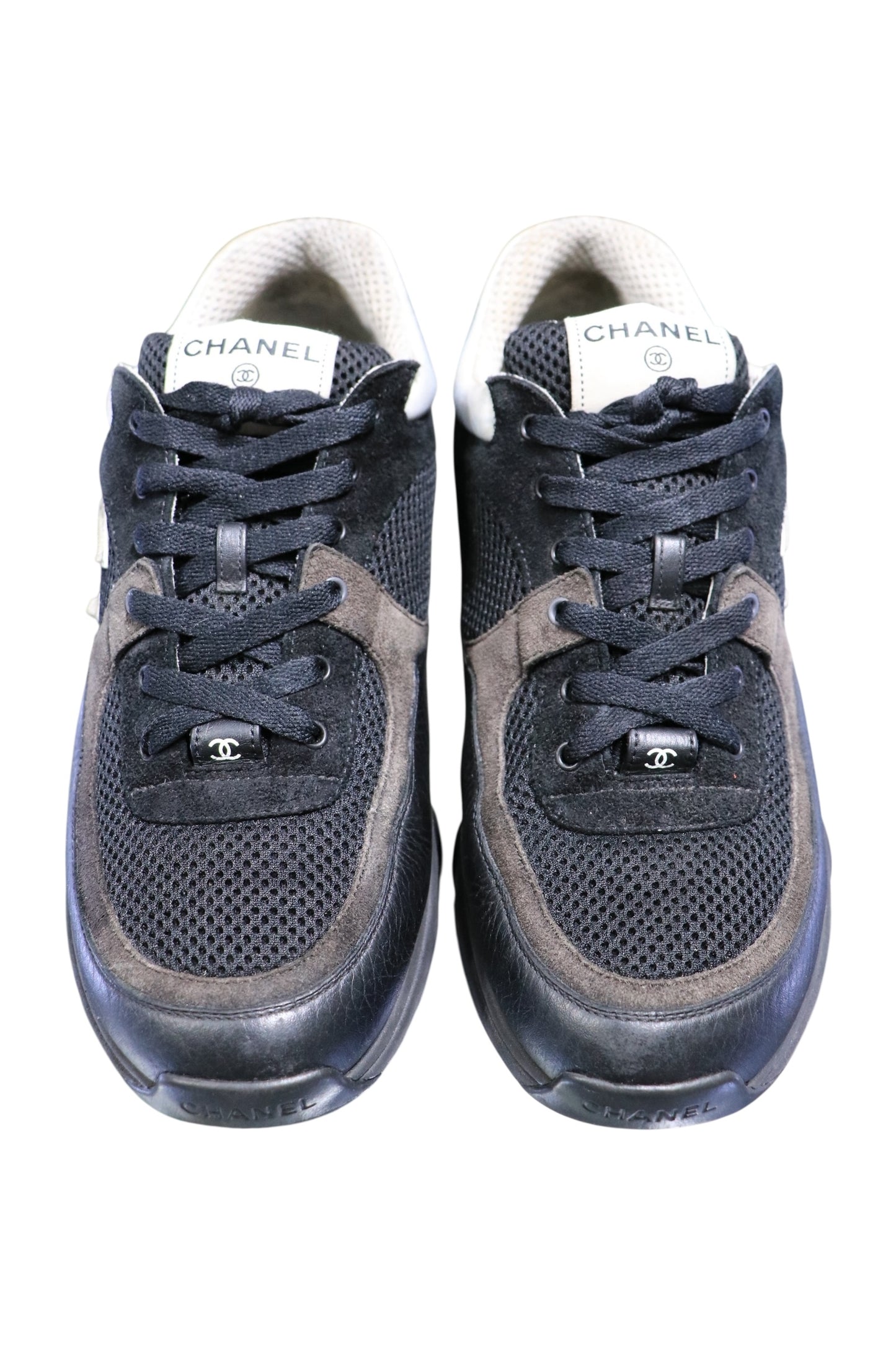 Chanel CC Trainer Black/White Size 41