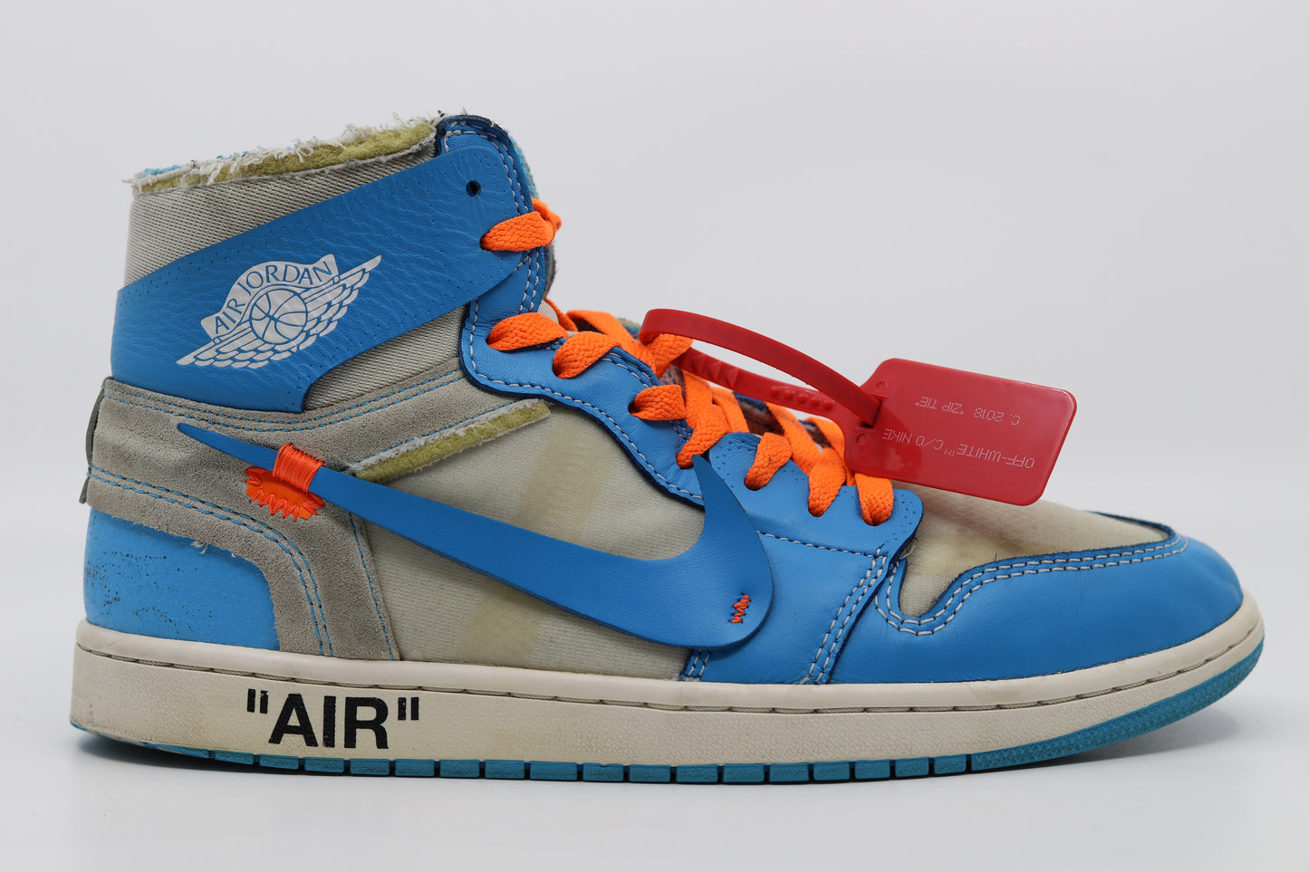 Air Jordan 1 Off-White UNC Size 9.5