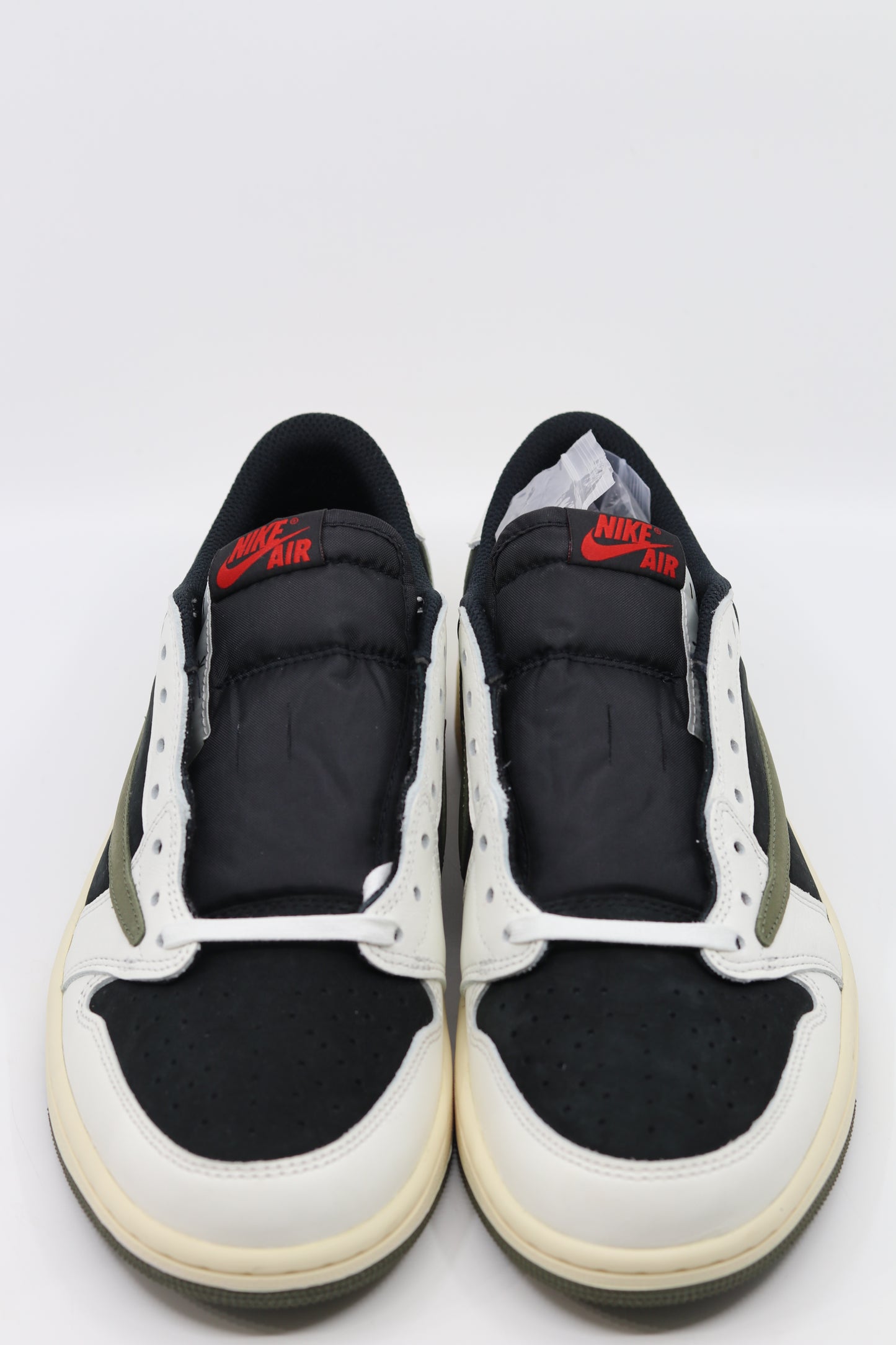 Air Jordan 1 Low Travis Scott Olive Size 10.5W (9M)