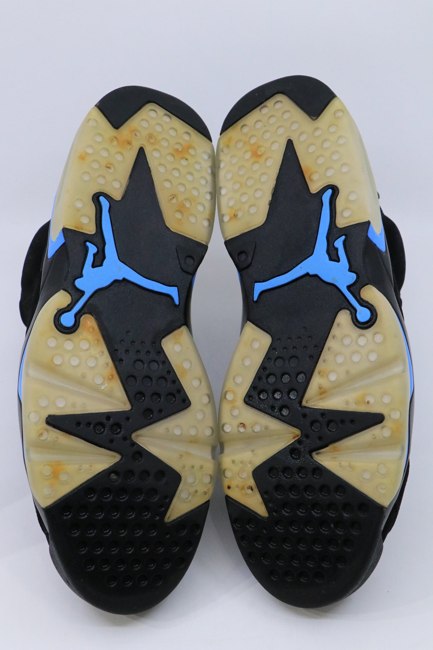 Air Jordan 6 UNC Size 12.5