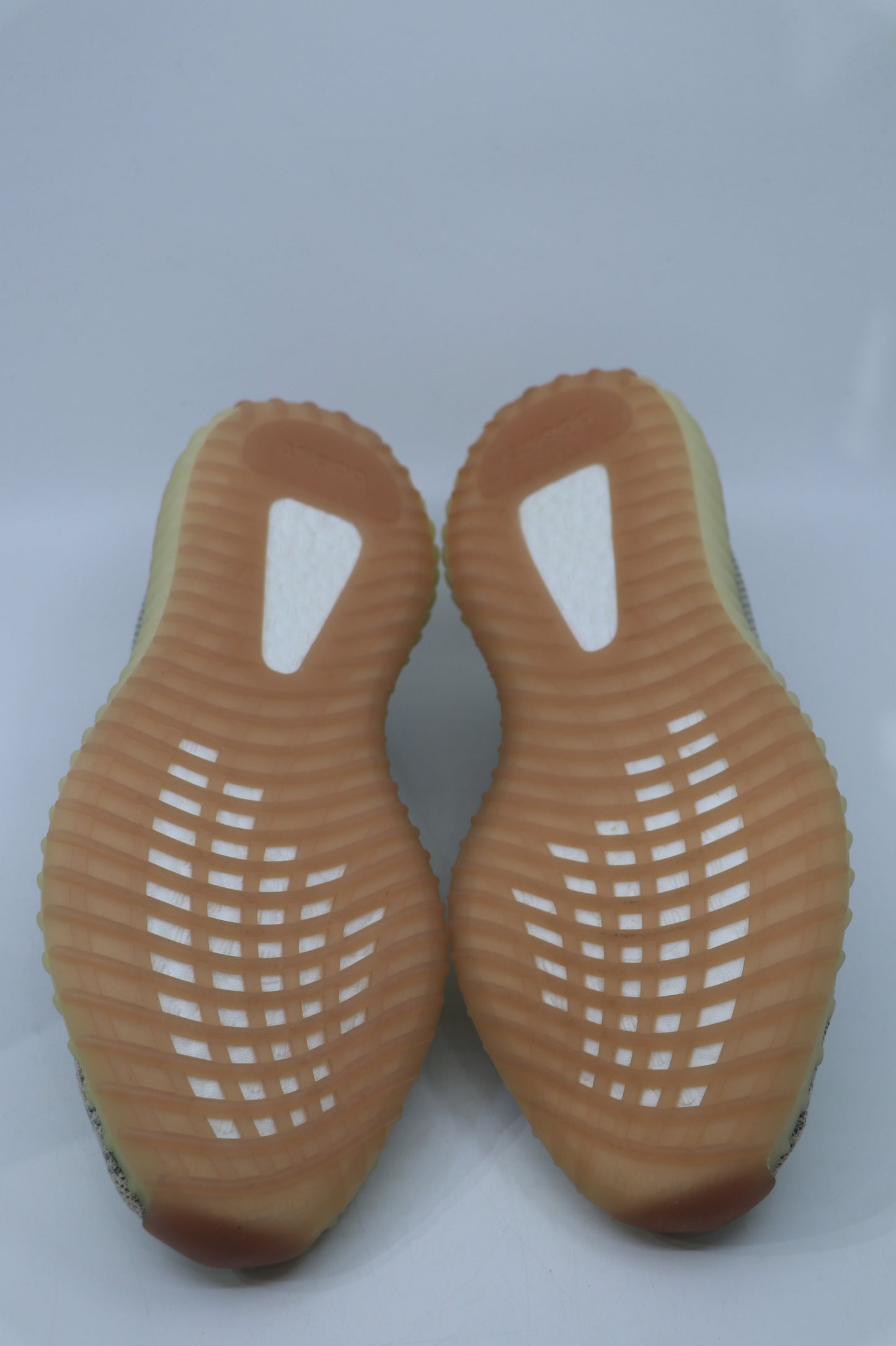 Yeezy 350 V2 Citrin Size 10