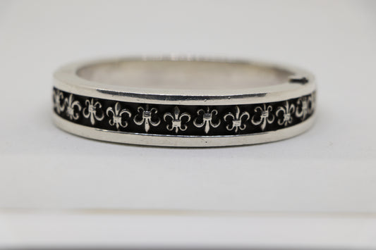 Chrome Hearts Fleur Narrow V Band Bangle Sterling Silver | AVNTGRDNY NYC
