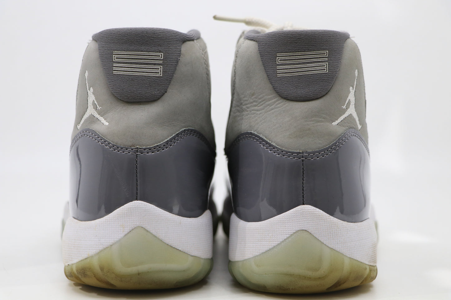 Air Jordan 11 Cool Grey Size 9.5