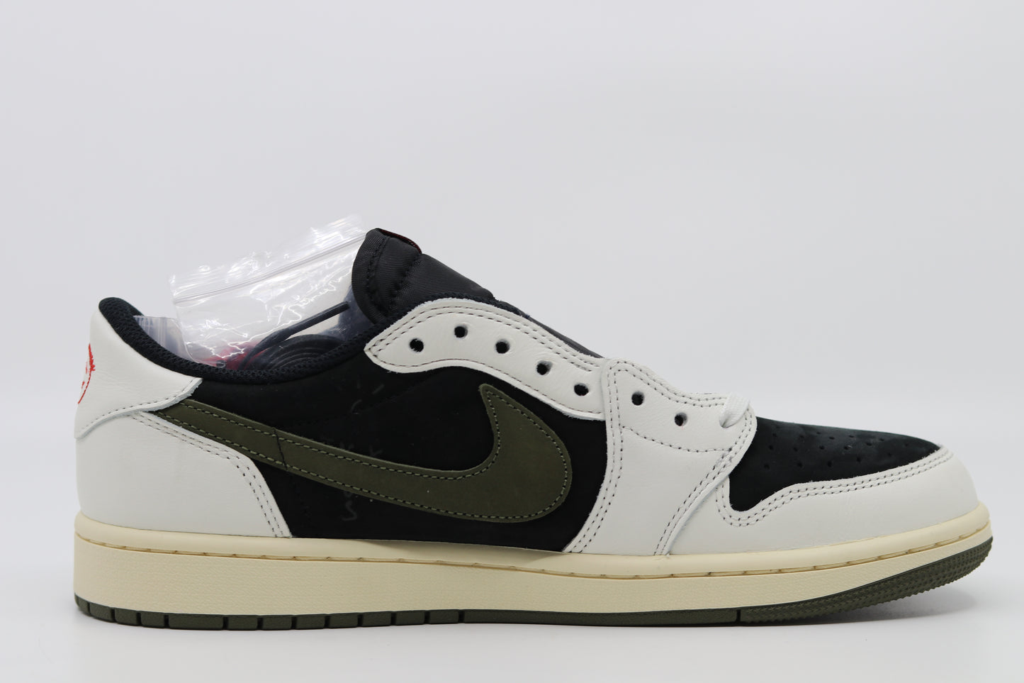 Air Jordan 1 Low Travis Scott Olive Size 10.5W (9M)