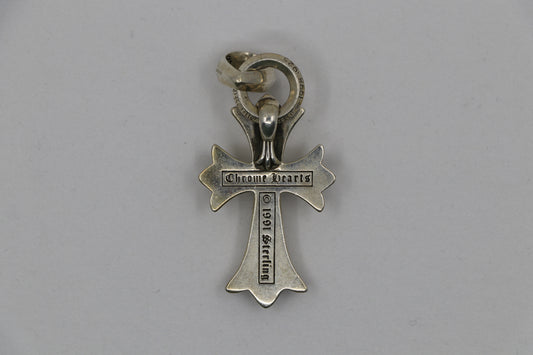 Chrome Hearts Small Cross Pendant Sterling Silver | AVNTGRDNY NYC