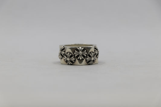 Chrome Hearts Pentagon CH Plus Ring Size 8| AVNTGRDNY NYC