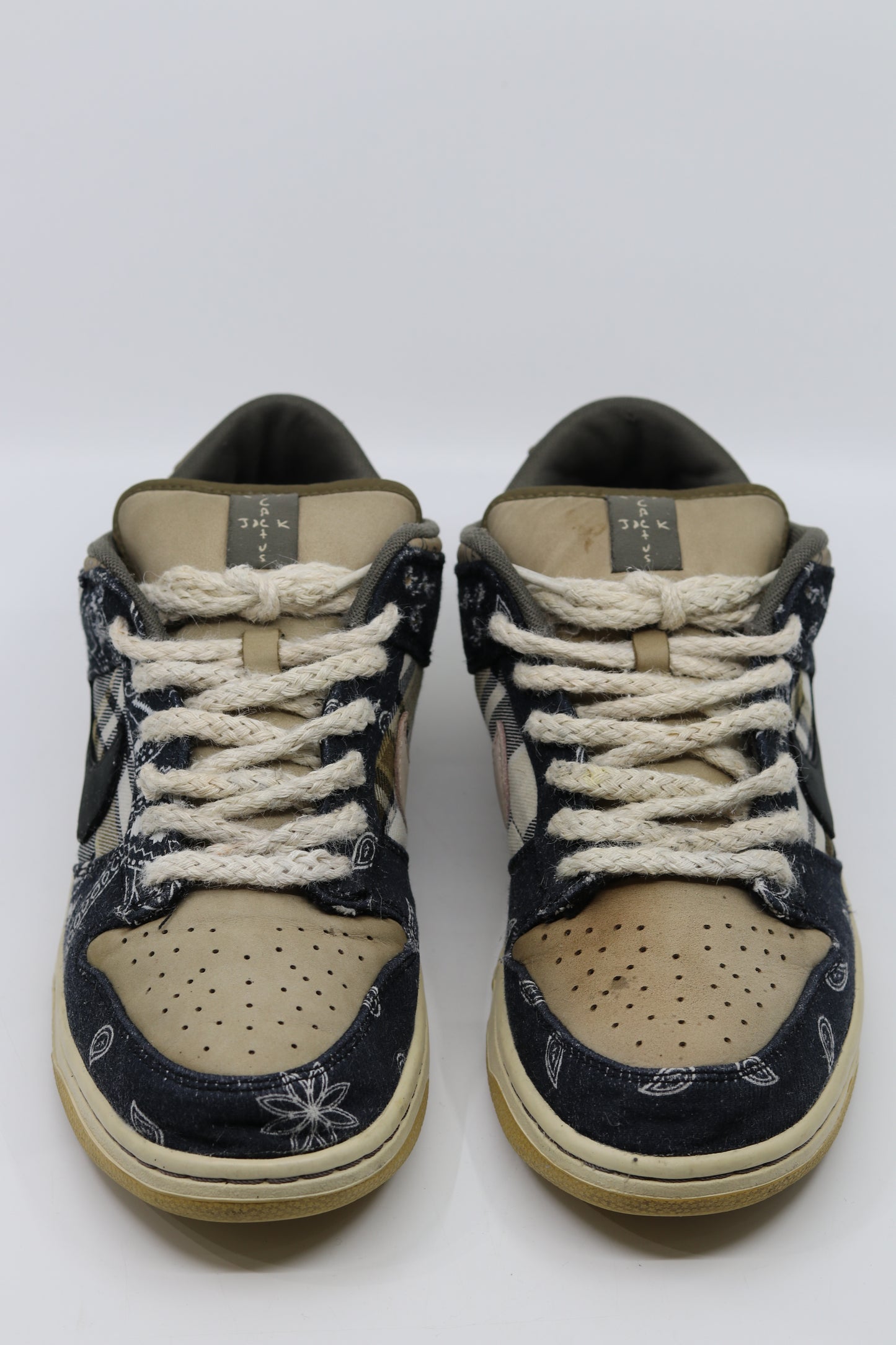 Nike SB Dunk Low Travis Scott Size 10