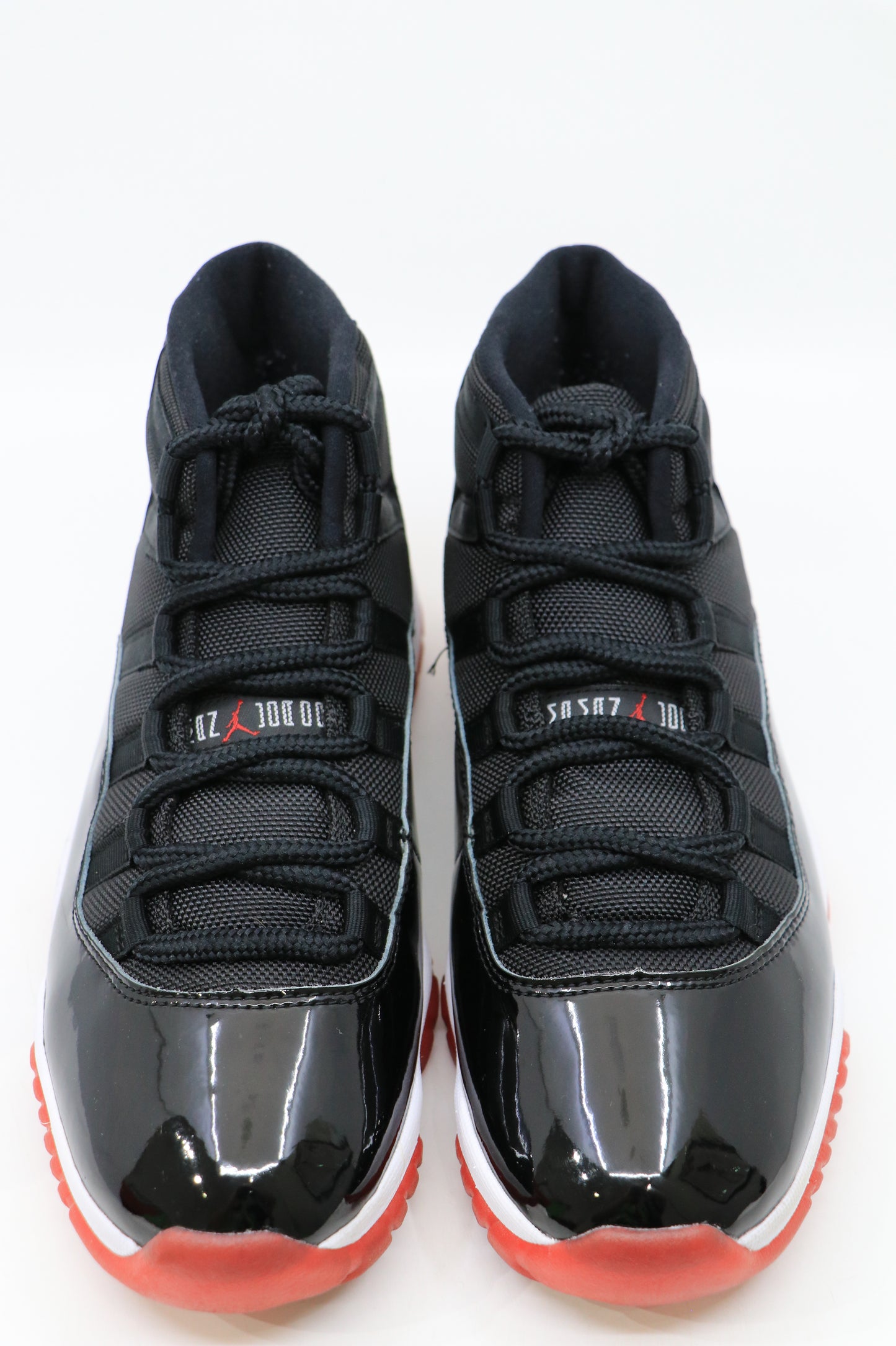 Air Jordan 11 Bred Size 8
