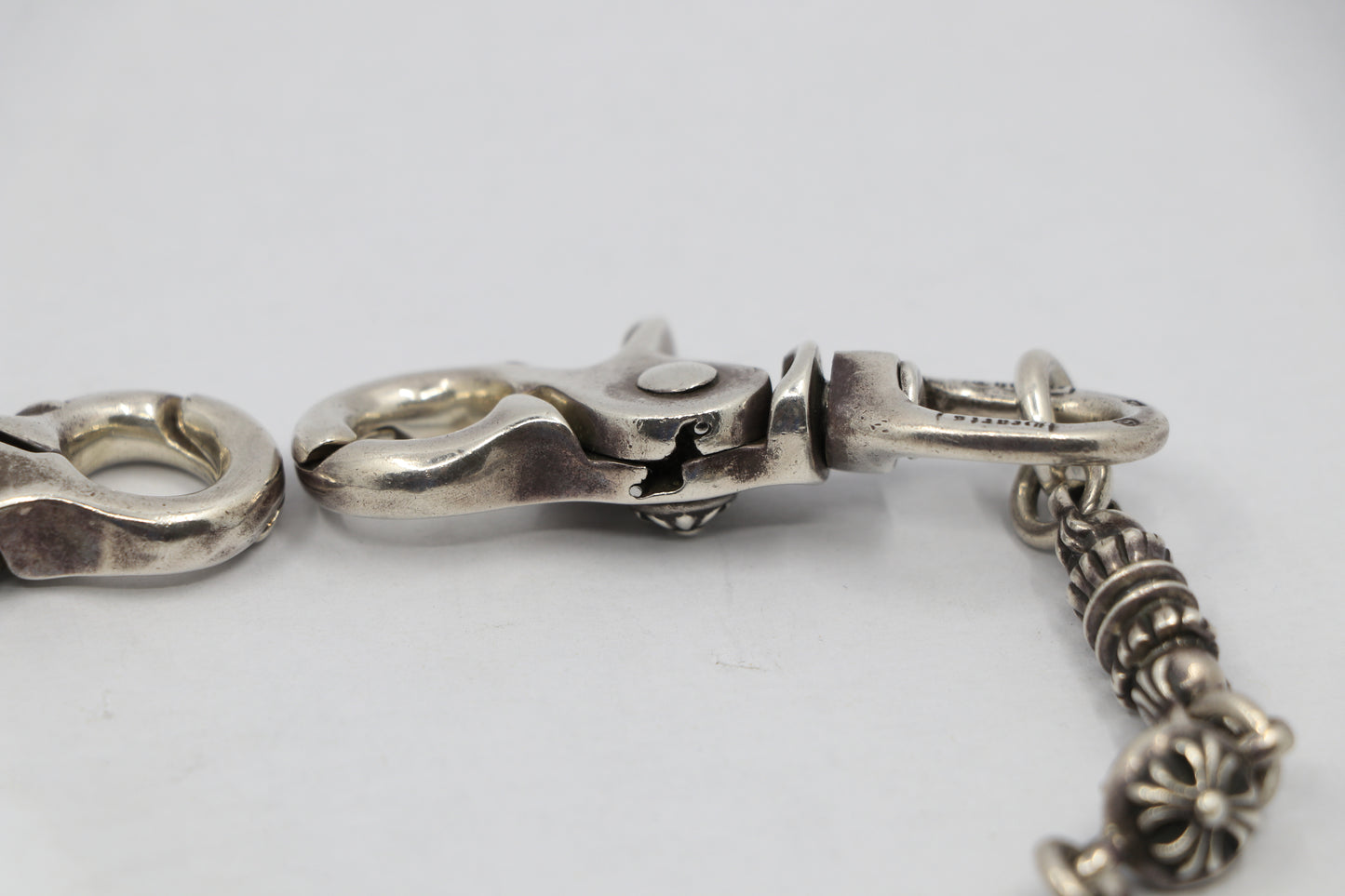 Chrome Hearts Barrell & Crossball Wallet Chain Silver| AVNTGRDNY NYC
