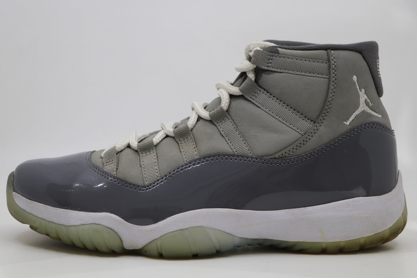 Air Jordan 11 Cool Grey Size 9.5