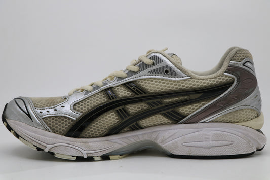 Asics Gel Kayano 14 Silver Cream Size 9.5