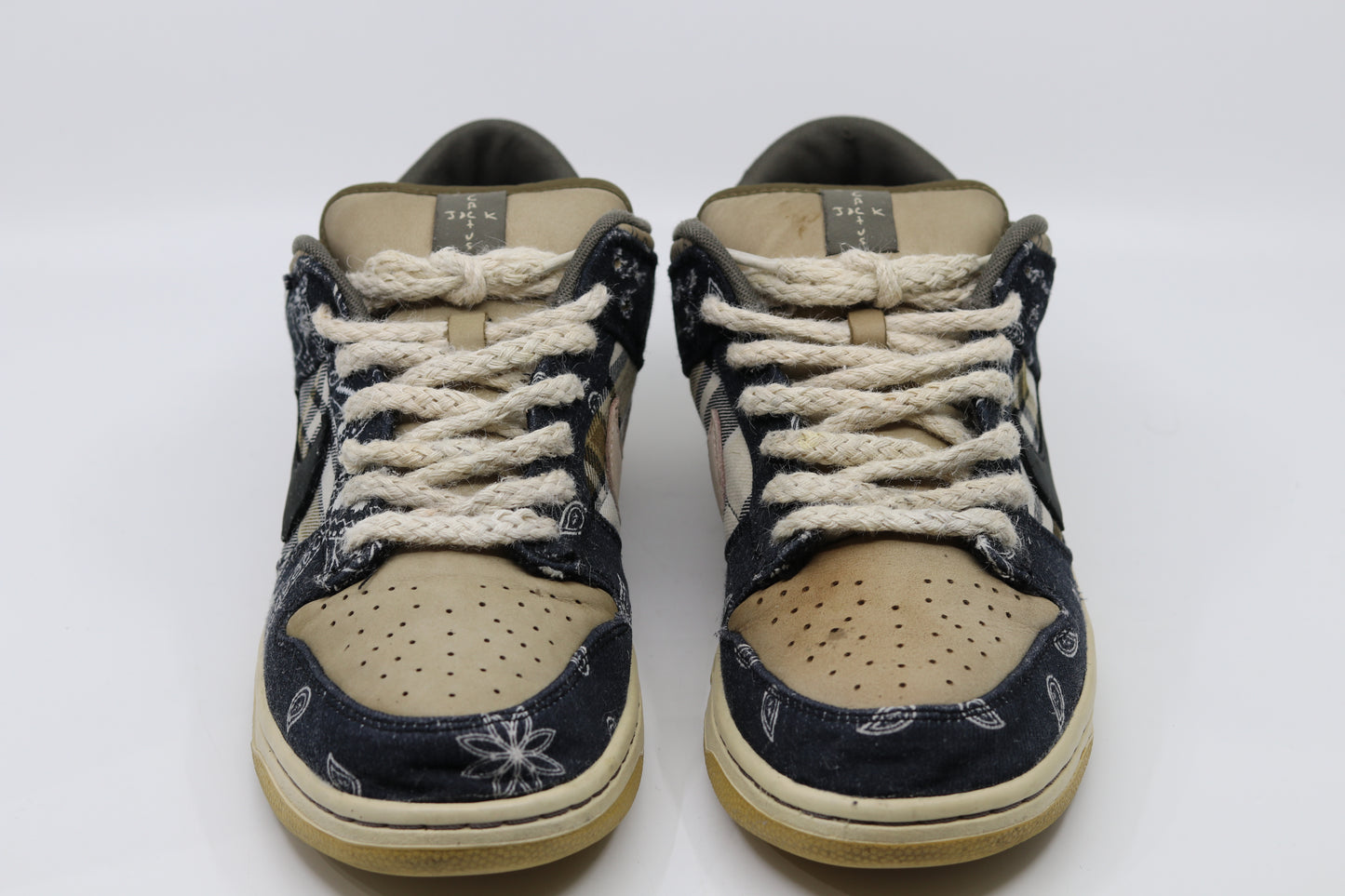 Nike SB Dunk Low Travis Scott Size 10