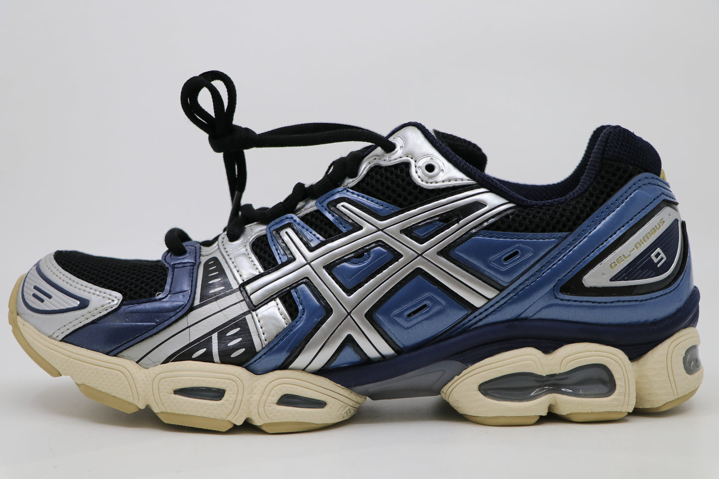 ASICS Gel Nimbus 9 Obsidian Grey Moonrock Size 9.5