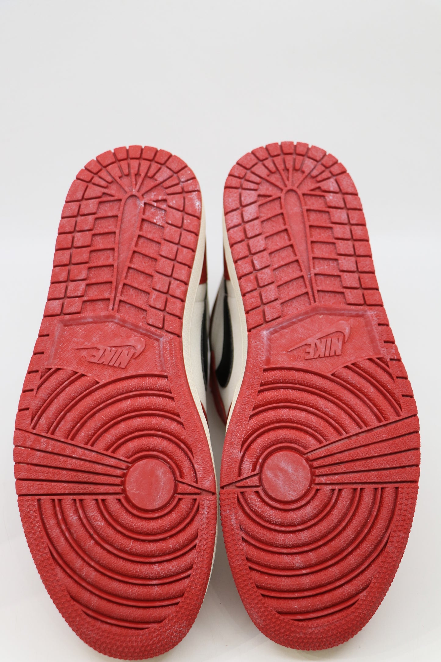 Air Jordan 1 Lost and Found Size 8.5