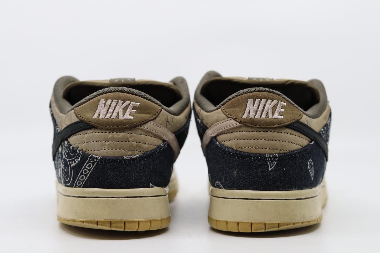 Nike SB Dunk Low Travis Scott Size 10
