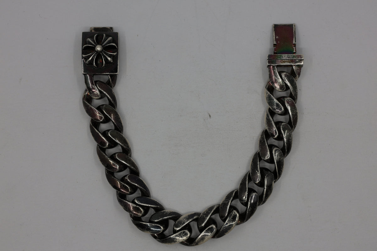 Chrome Hearts Box ID Classic Link Bracelet Black Rhodium 15 Links | AVNTGRDNY NYC