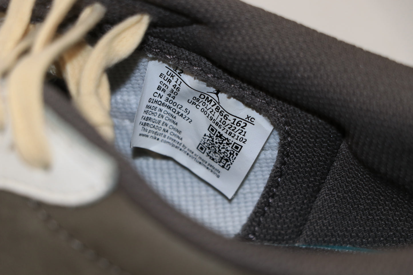 Travis Scott Reverse Mocha Air Jordan 1 Low Size 12 | AVNTGRDNY NYC
