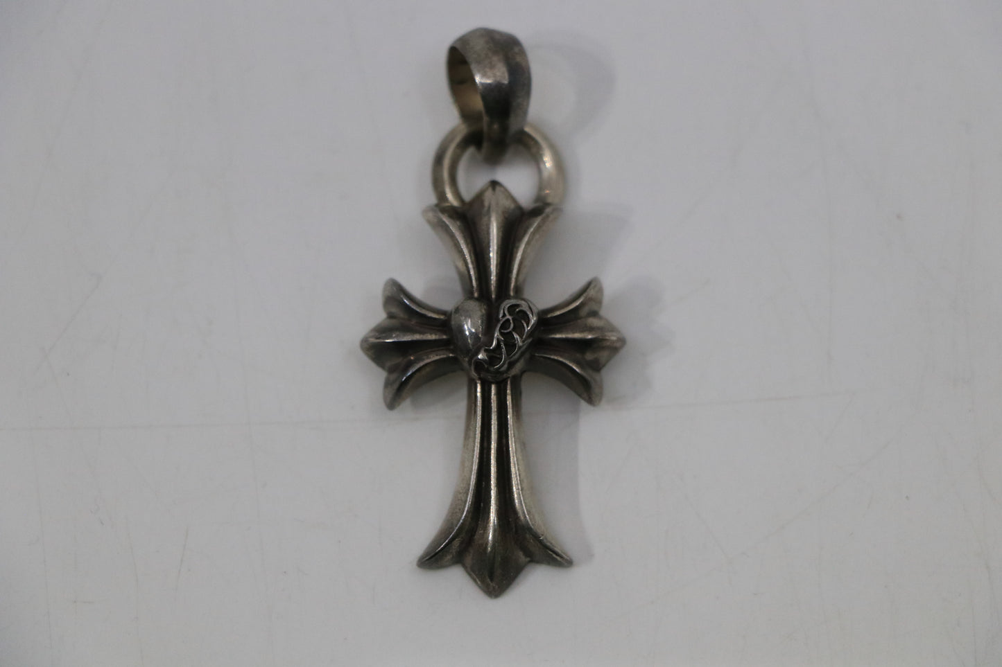 Chrome Hearts Small Cross Heart Pendant | AVNTGRDNY NYC