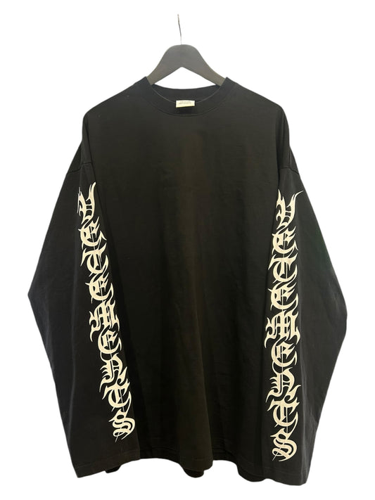 Vetements Gothic Logo Longsleeve Size L