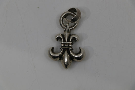 Chrome Hearts BS Fleur Pendant