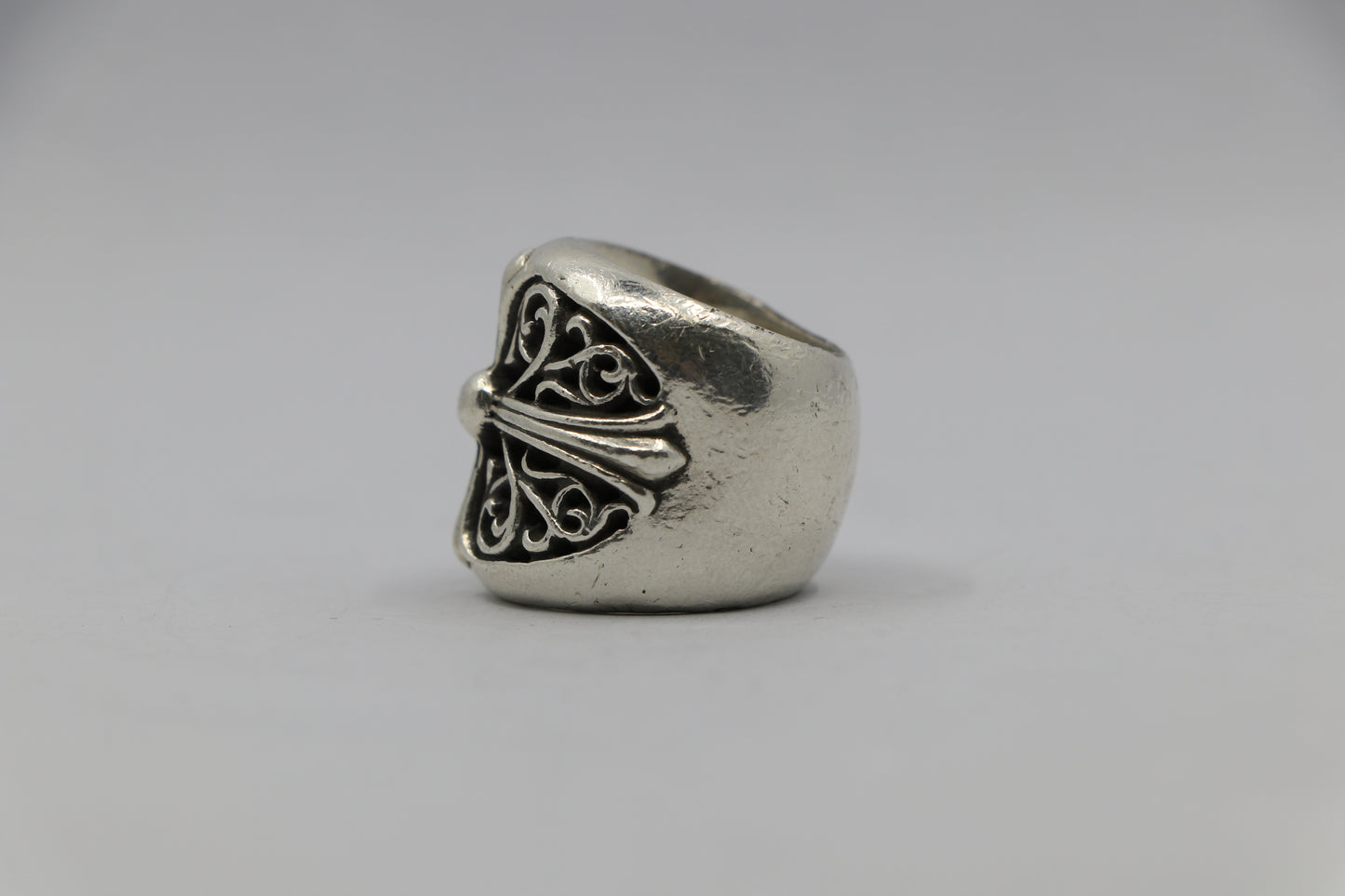 Chrome Hearts Oval Star Ring Size 6.5 Sterling Silver | AVNTGRDNY NYC