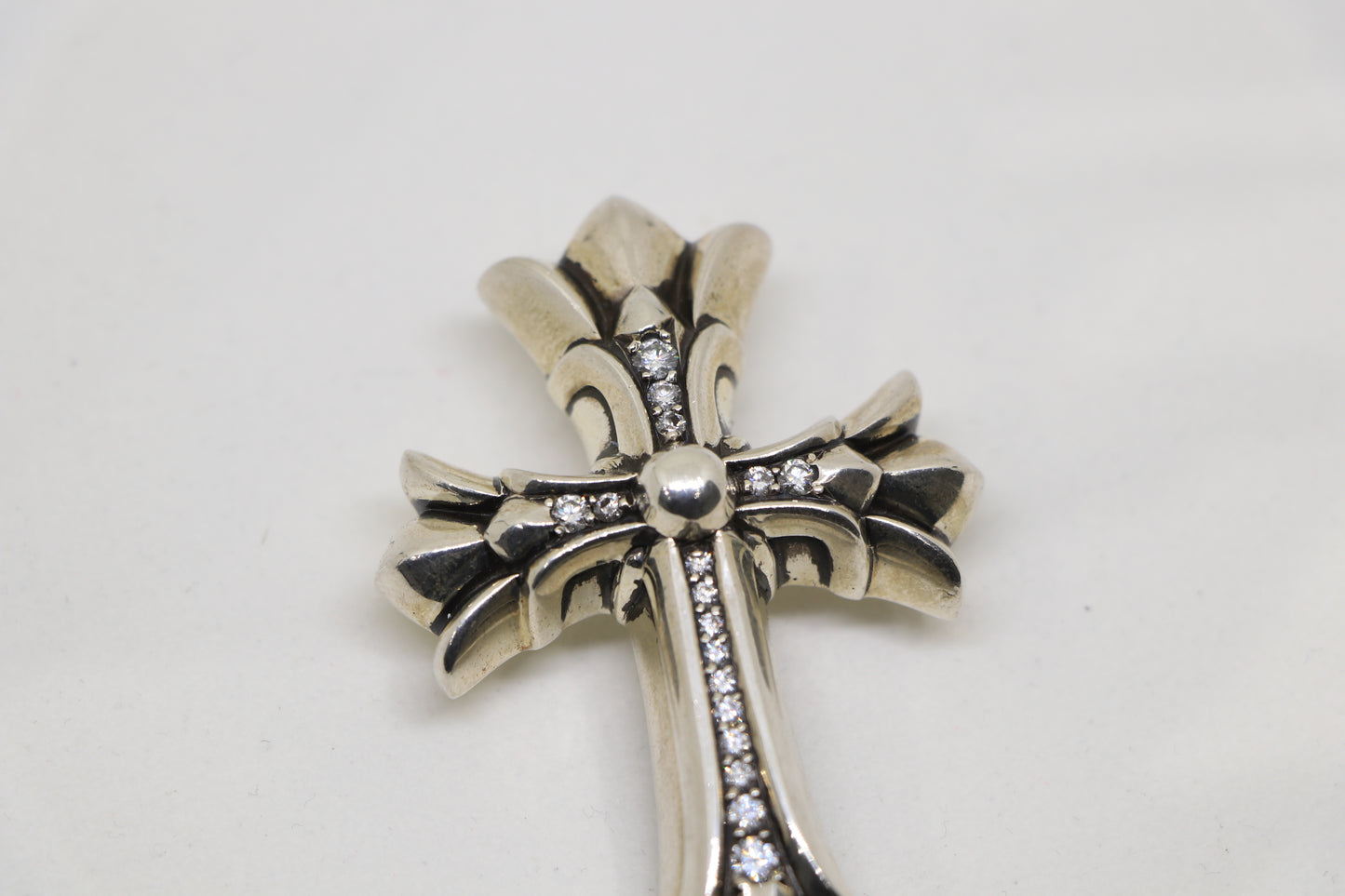 Chrome Hearts Large Double Cross Pendant Silver with Diamonds | AVNTGRDNY NYC
