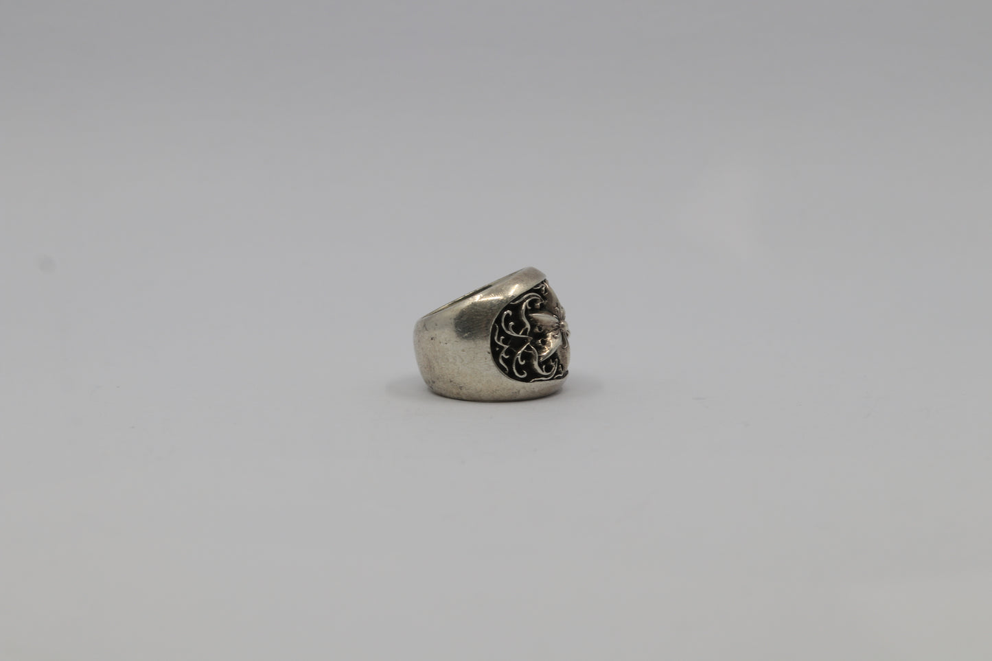 Chrome Hearts Classic Oval Star Ring Size 9 Silver| AVNTGRDNY NYC