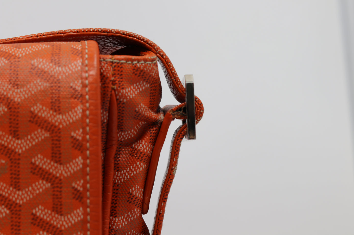 Goyard Messenger Bag Orange