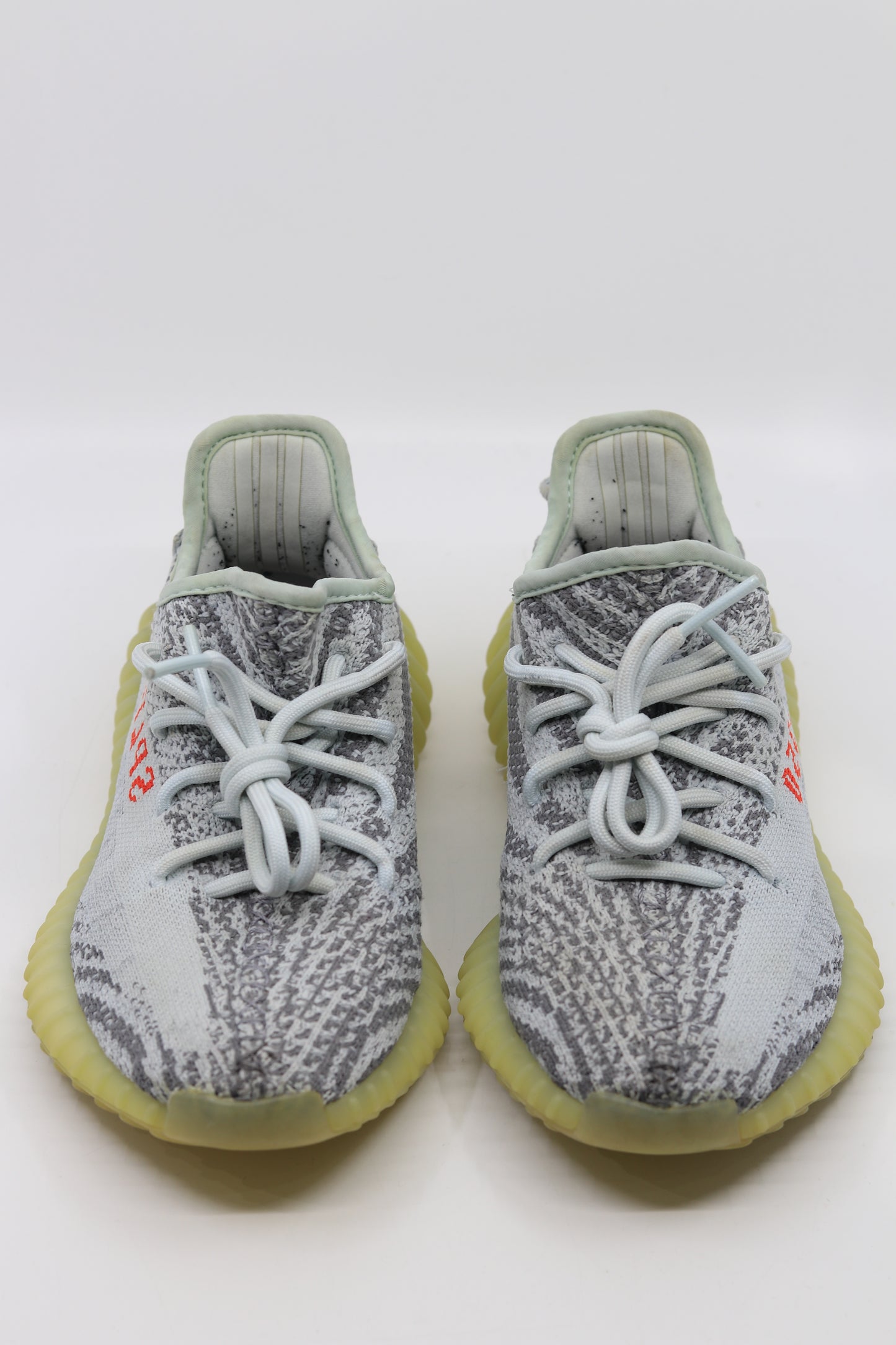 Yeezy 350 V2 Blue Tint Size 4Y