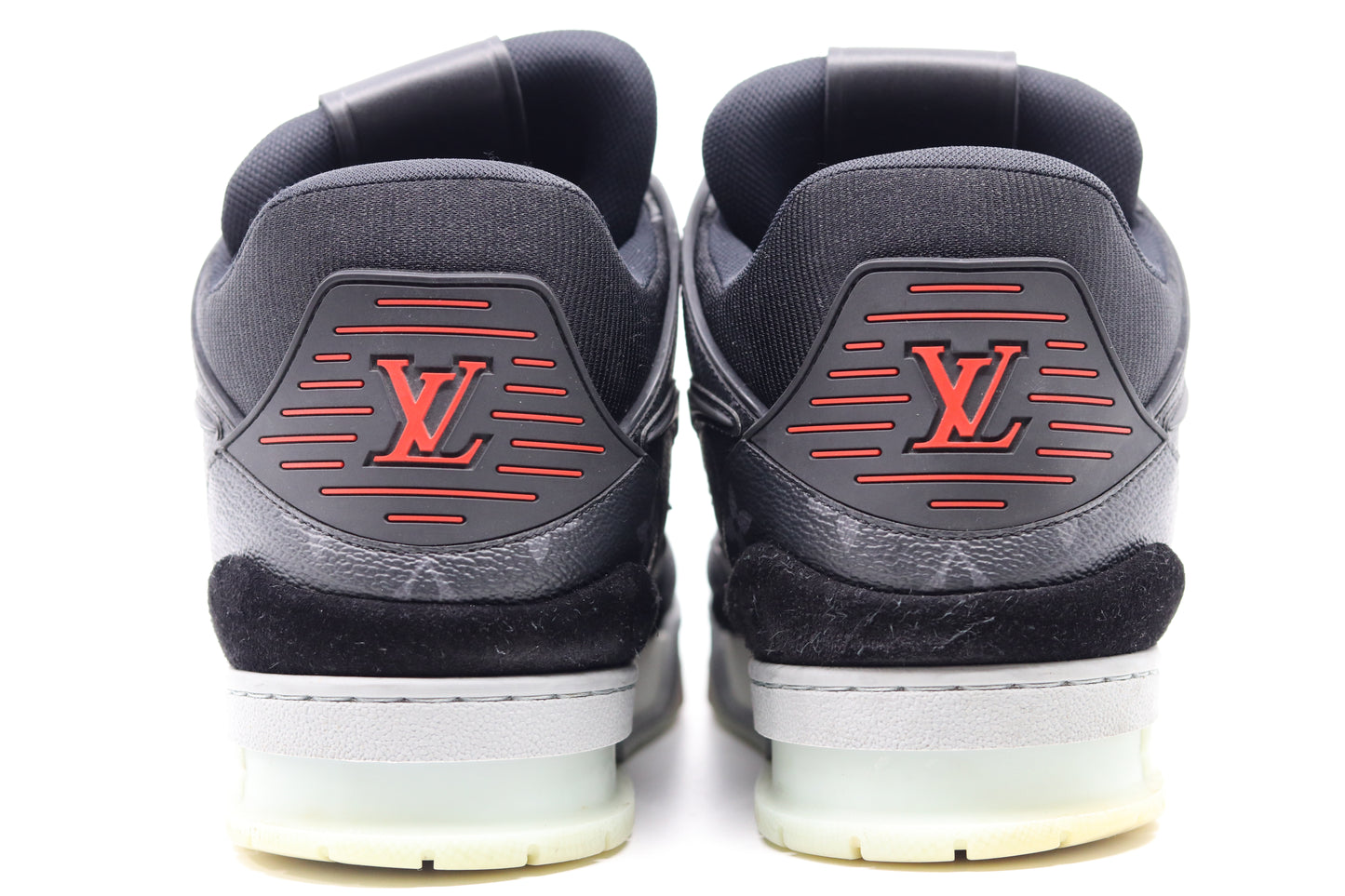 Louis Vuitton Monogram Eclipse Trainer Size LV8 (9.5)