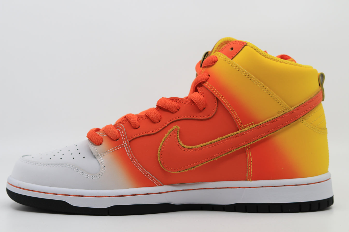 Nike SB Dunk High Sweettooth Candy Corn Size 11.5