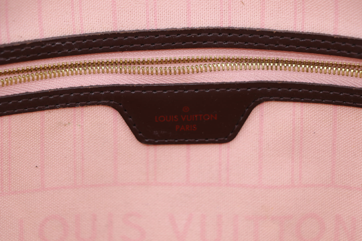 Louis Vuitton Neverfull MM Damier Ebene Rose Ballerine Bag