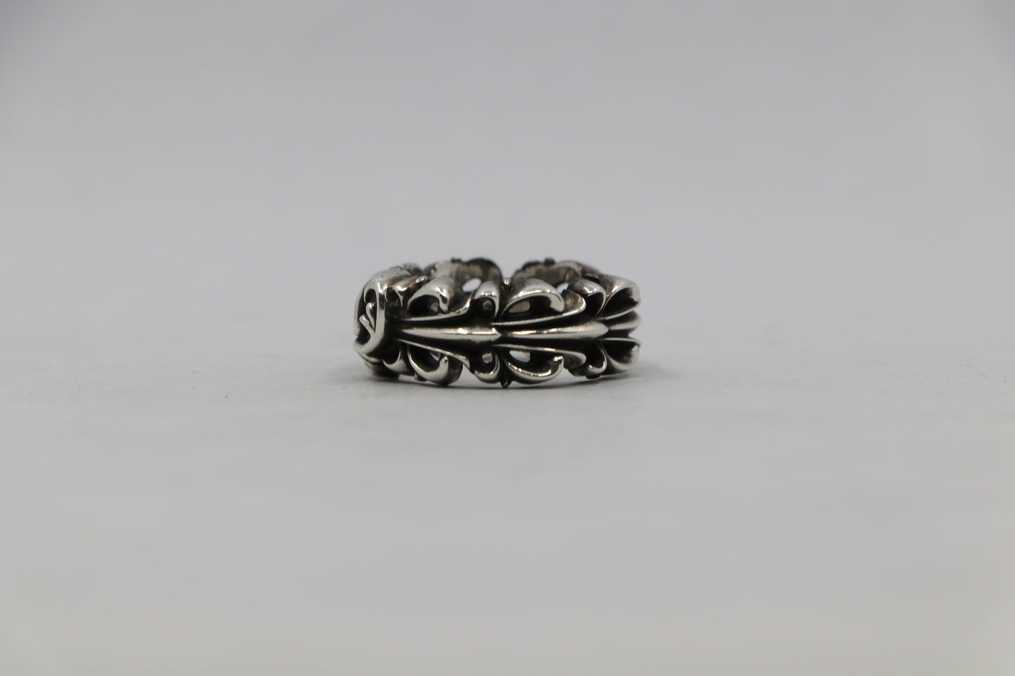 Chrome Hearts Floral Heart Ring Size 11 Pre-Owned| AVNTGRDNY NYC