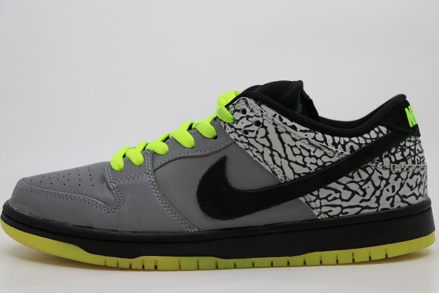 Nike SB Dunk Low Clark Kent Primitive 112 Size 9.5
