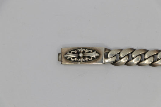 Chrome Hearts Mini Floral ID Bracelet Classic Link 20 Links Pre-Owned | AVNTGRDNY NYC