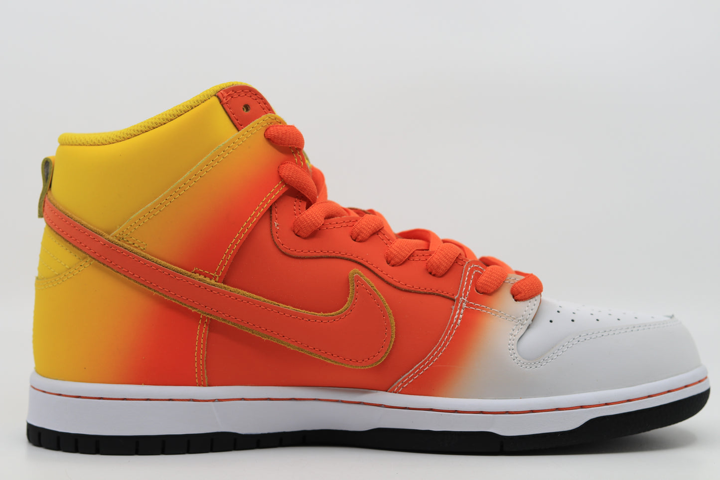 Nike SB Dunk High Sweettooth Candy Corn Size 11.5