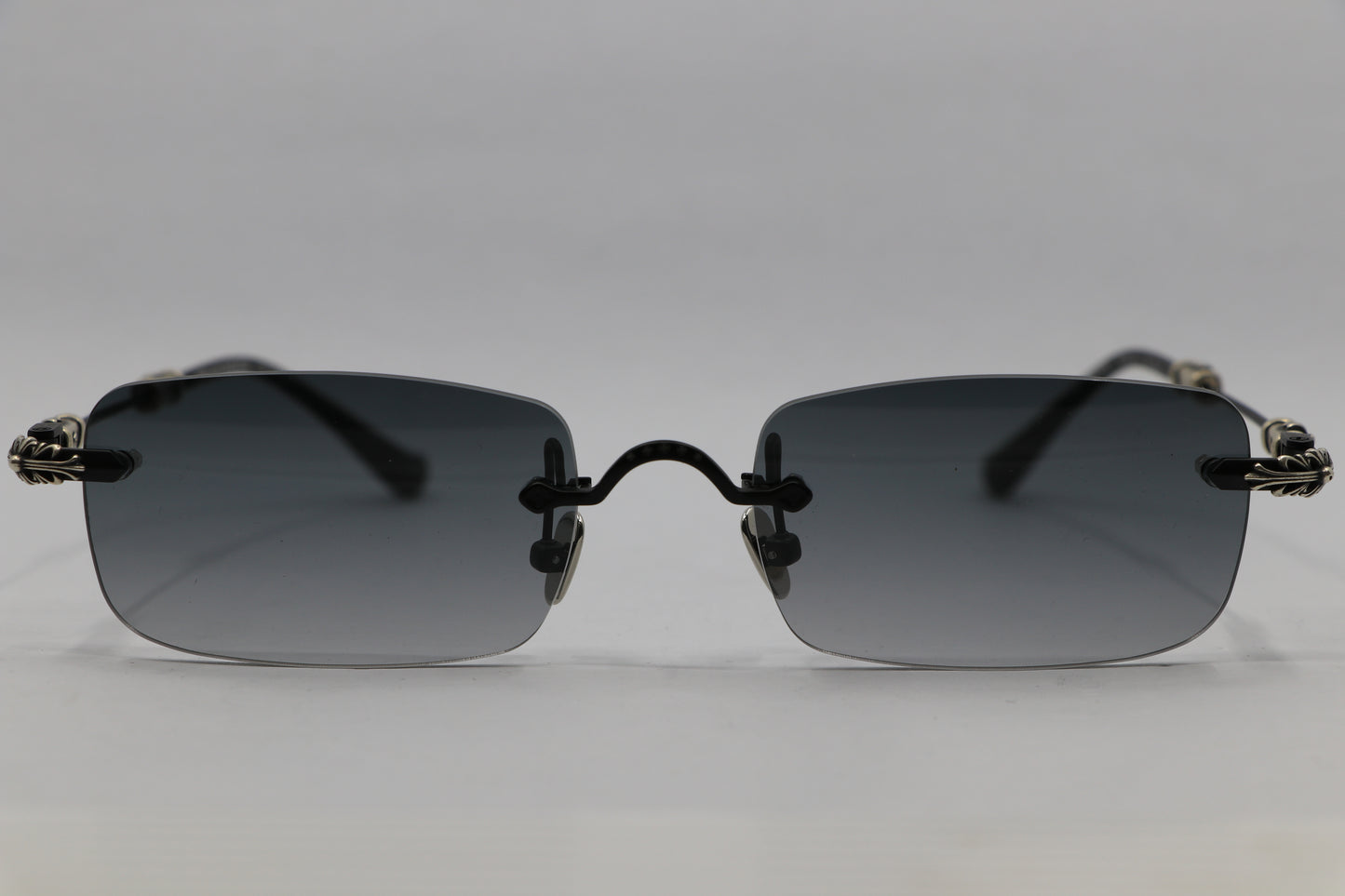 Chrome Hearts Pills III Sunglasses Black/Silver 55-20-144 | AVNTGRDNY NYC