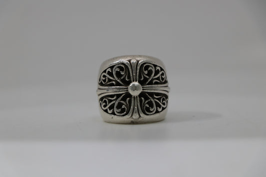 Chrome Hearts Oval Star Ring Size 8.5