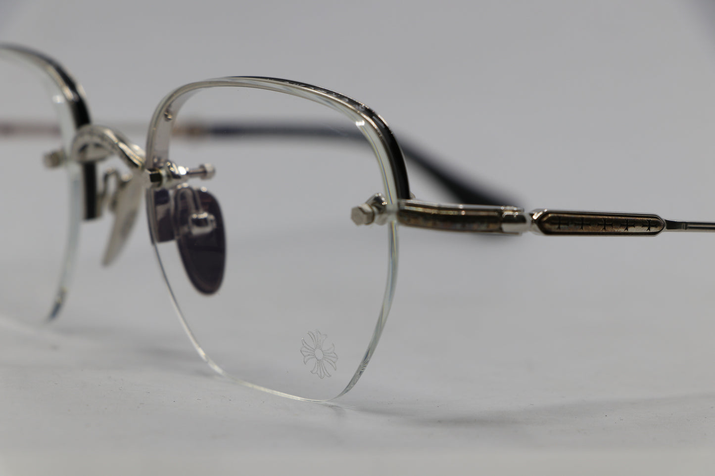 Chrome Hearts Frosted Glasses| AVNTGRDNY NYC