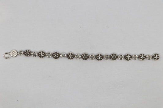 Chrome Hearts No. 2 Star Crossball Bracelet 10 Links | AVNTGRDNY NYC
