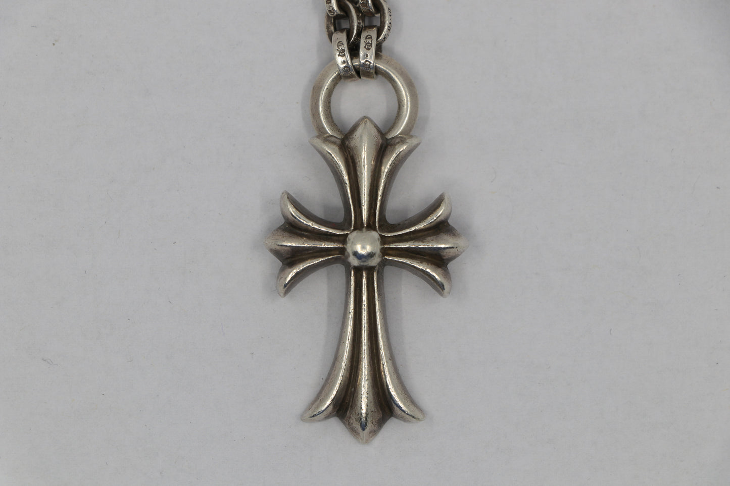 Chrome Hearts Small Cross Pendant on 24” Paper Chain Sterling Silver | AVNTGRDNY NYC