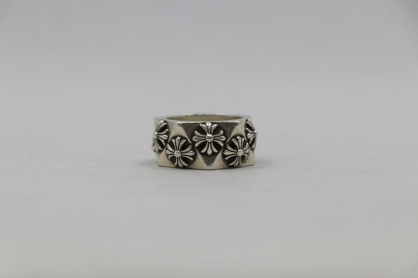 Chrome Hearts Pentagon CH Plus Ring Size 8| AVNTGRDNY NYC