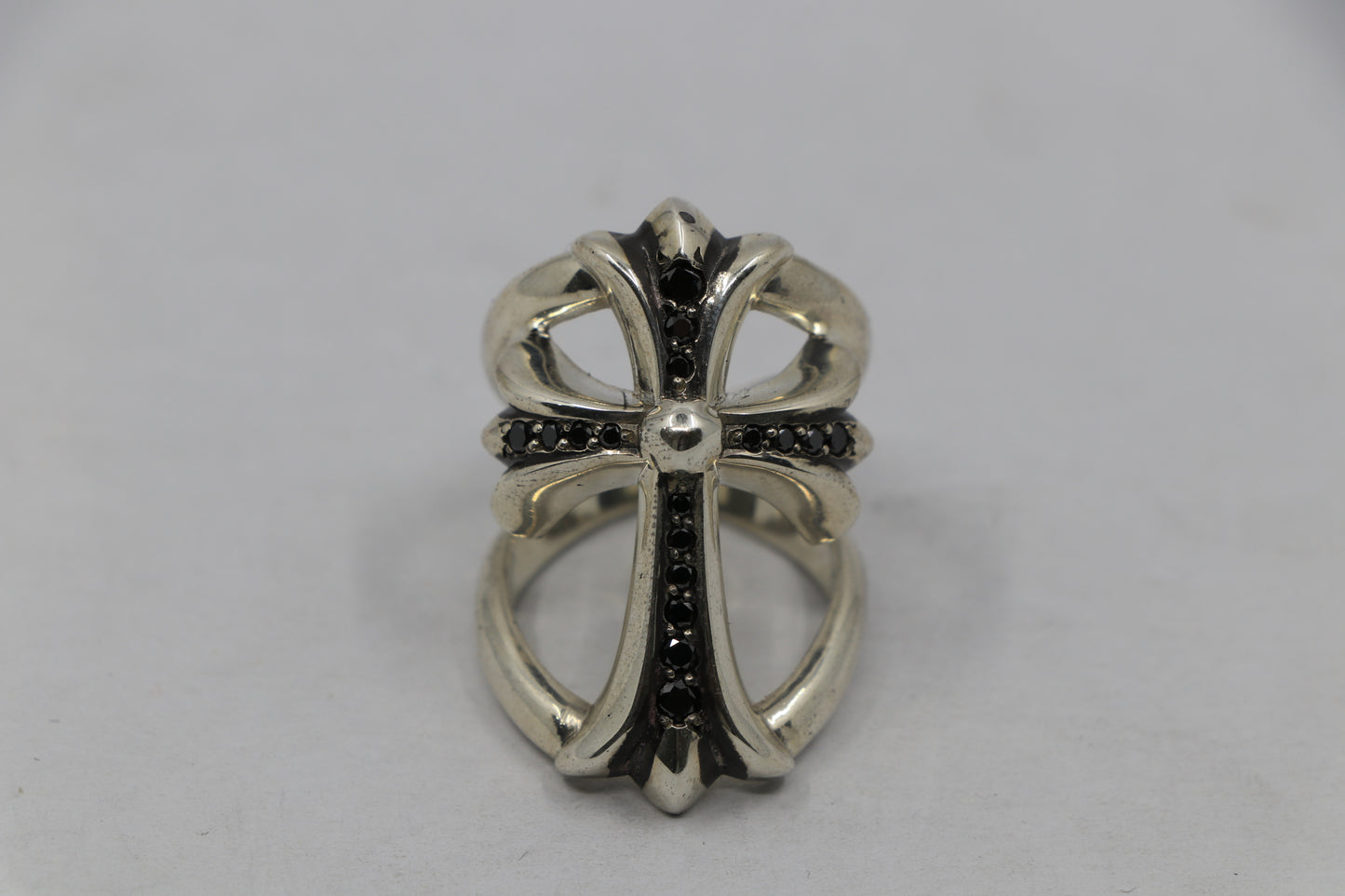 Chrome Hearts Infinity Ring Silver with Pavé Black Diamonds Size 10 New | AVNTGRDNY NYC