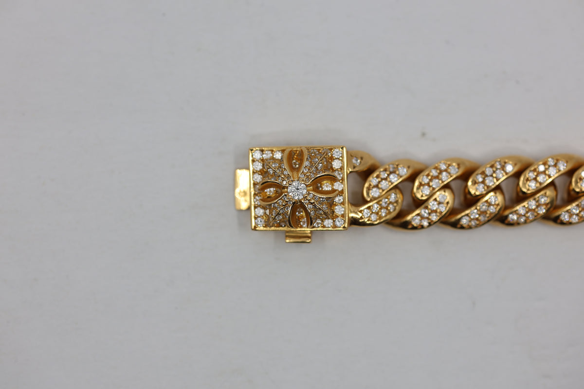 Chrome Hearts 22K Gold CH X Box ID Classic Link Bracelet Pavé Diamonds 20 Link
