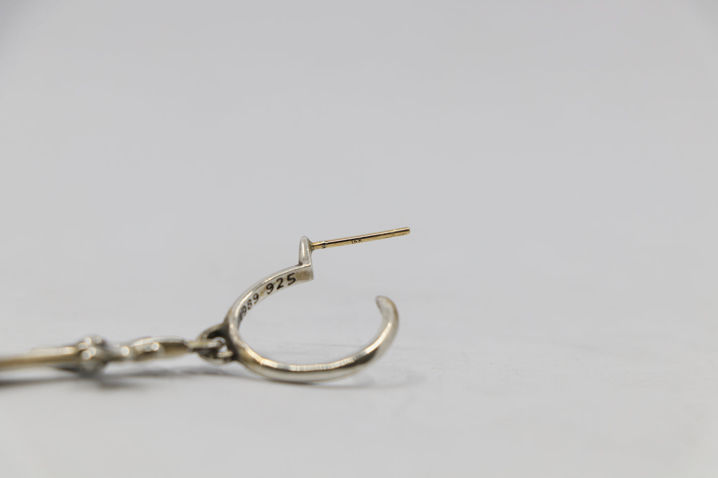Chrome Hearts Tiny Cross Drop Earring Silver | AVNTGRDNY NYC