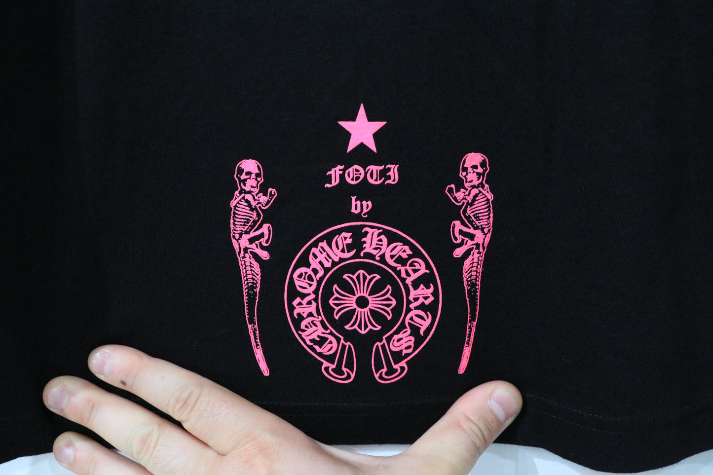 Chrome Hearts x Joe Foti Miss Lerlene T-Shirt Size L Pink Cotton | AVNTGRDNY NYC