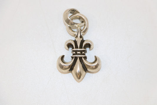 Chrome Hearts BS Fleur Pendant
