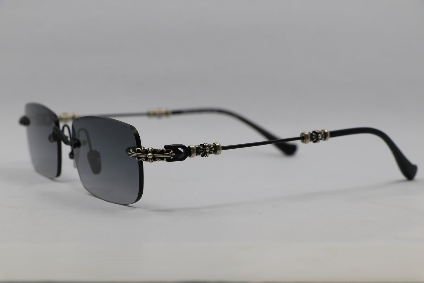 Chrome Hearts Pills III Sunglasses Black/Silver 55-20-144 | AVNTGRDNY NYC